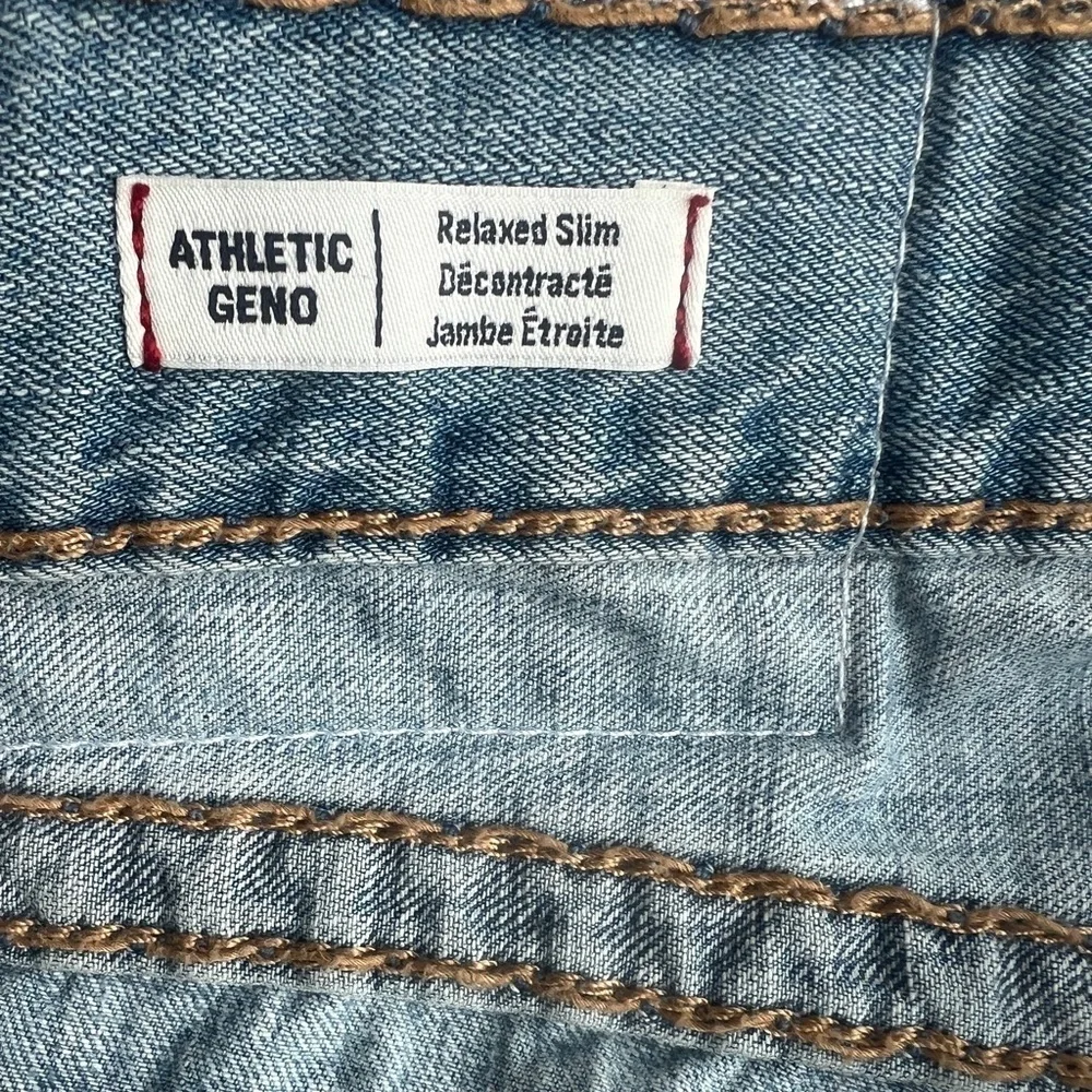 True Religion Athletic Geno Relaxed Slim Blue Straight Jeans Distressed
